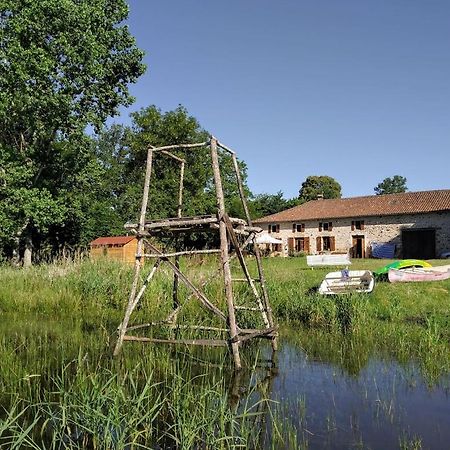 La Tribu De Lavaud Bed & Breakfast Saint-Quentin-sur-Charente Bagian luar foto