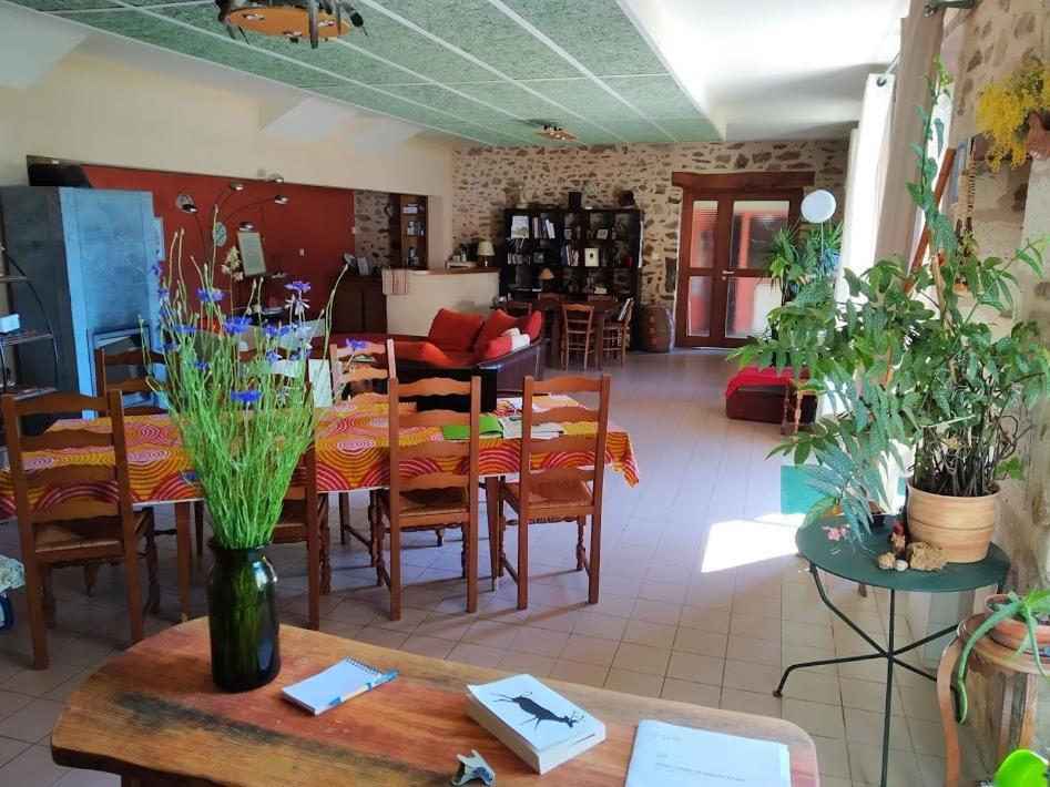 La Tribu De Lavaud Bed & Breakfast Saint-Quentin-sur-Charente Bagian luar foto